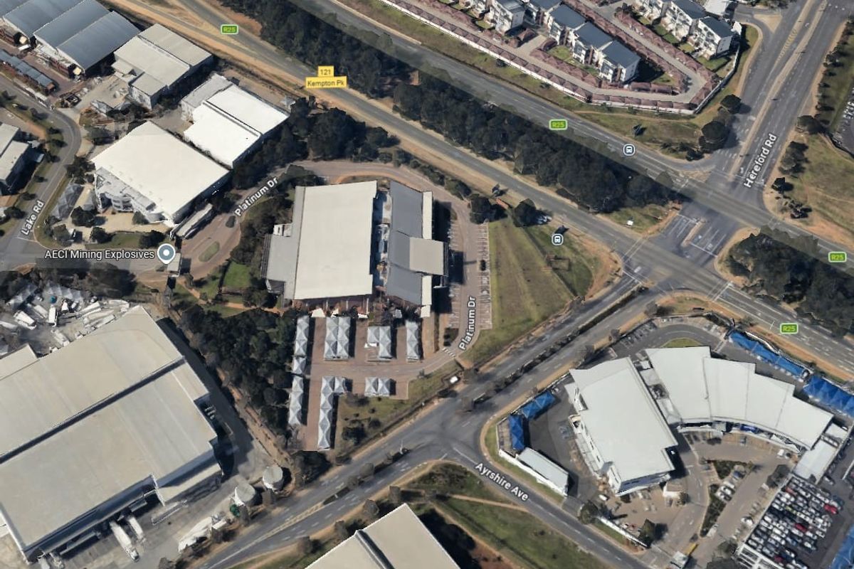 3 888m2 Longmeadow Office/Showroom To Let - Photo 5