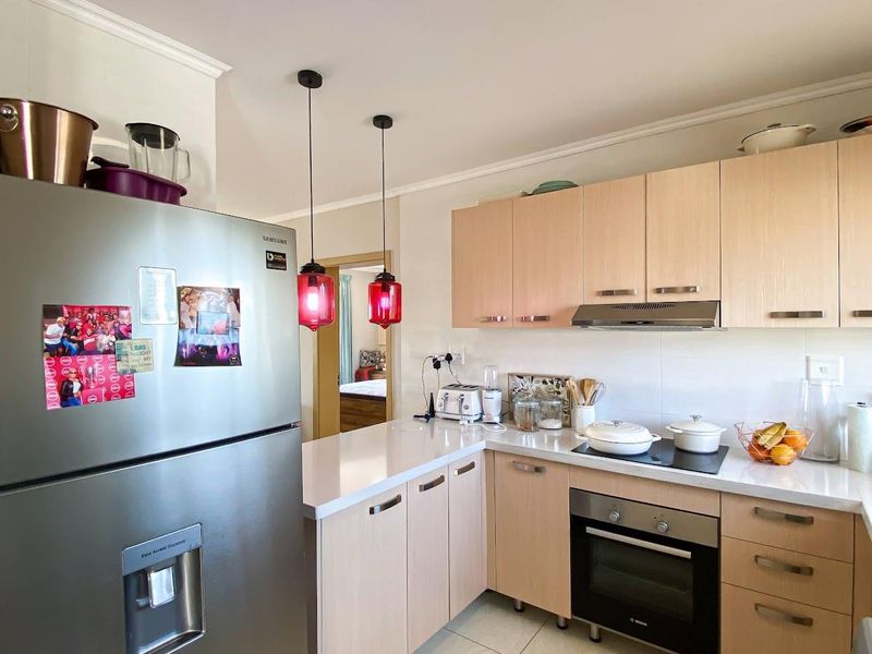 2 Bed 2 Bath Executive Apartment - Photo 9