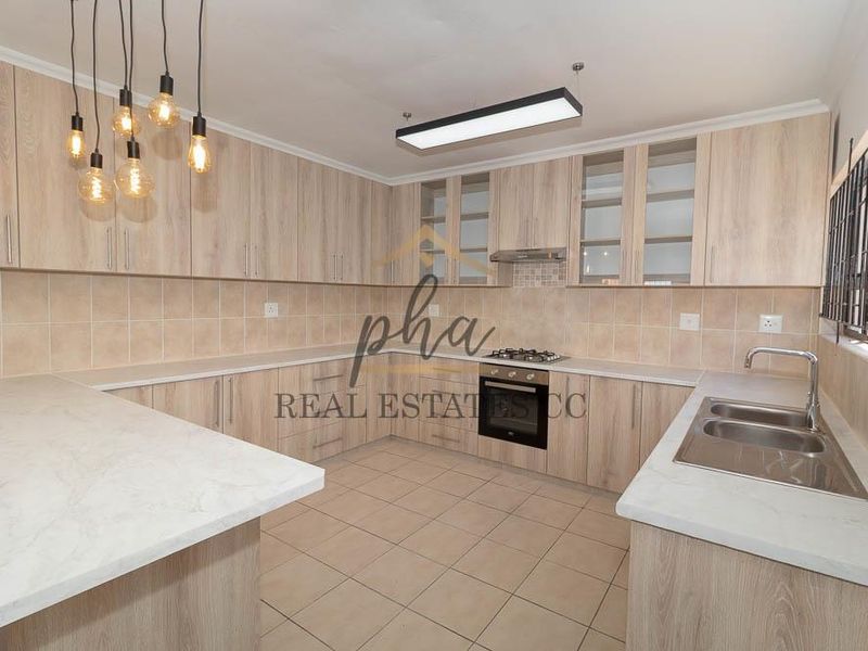 Newly Renovated Freestanding Home - Photo 7