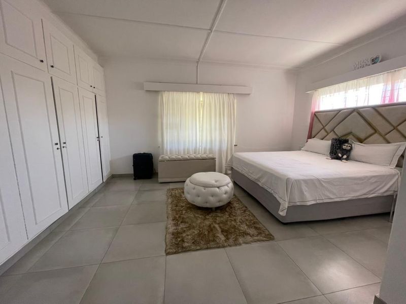 Lovely Freestanding Family Home for Rent - Photo 6