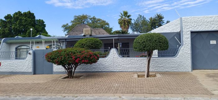 Property #2496885, House For Sale in Okahandja Central
