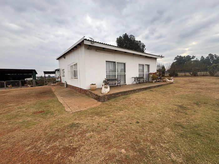 Property #2505172, Small Holding For Sale in Valley Settlements AH