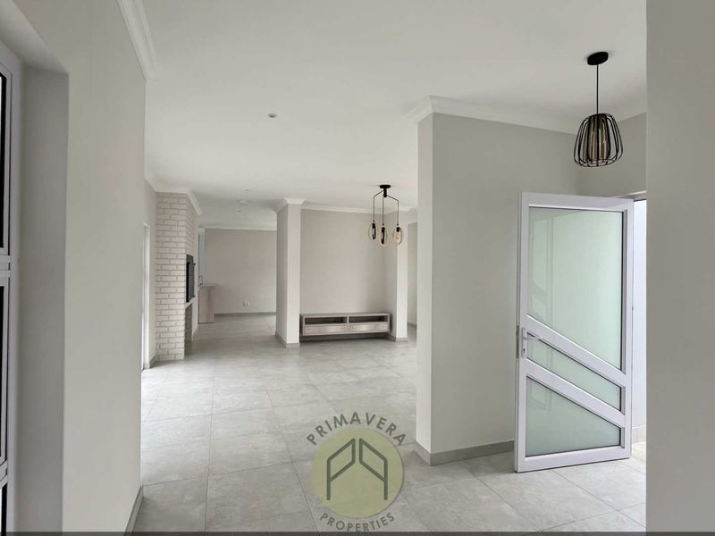 Brand New 3 Bedroom House WITH A FLAT For Sale in Ocean View, Swakopmund - Photo 4