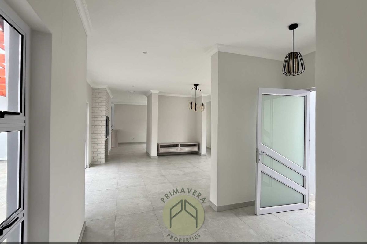 Brand New 3 Bedroom House WITH A FLAT For Sale in Ocean View, Swakopmund - Photo 4