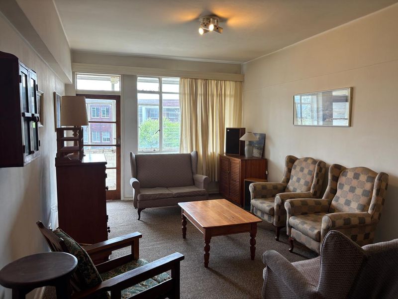 Charming Renovator's Dream in Prime Waverley Location: 31 Nordic Court Apartment - Photo 10