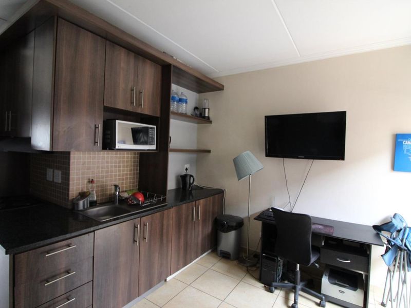 Safe and modern 1-bedroom apartment on the Bult. - Photo 4