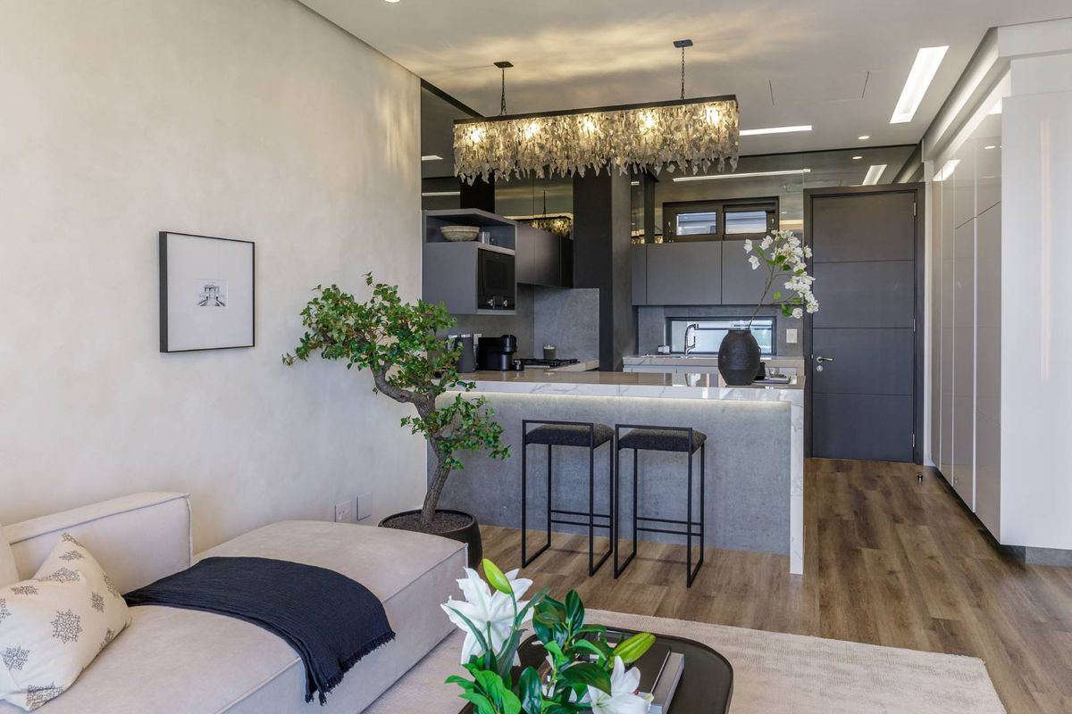 Spacious 1 Bedroom Apartment - Photo 2