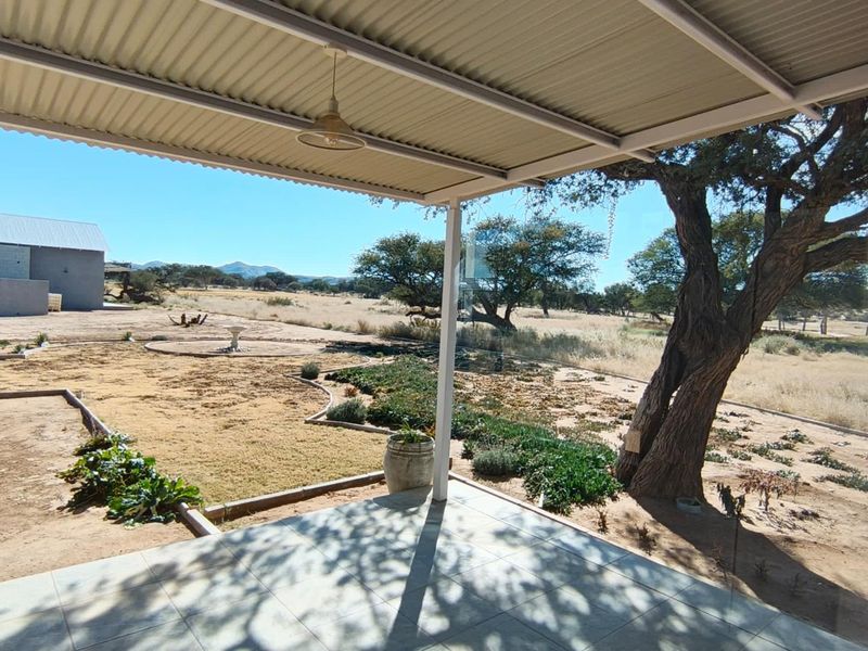 Modern 5 Bedroom House, Omeya Golf Estate - Photo 2