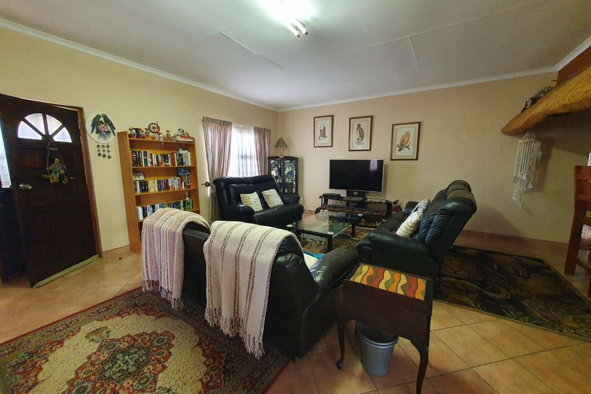 PRICE REDUCED TO N$ 2,050,000-00 FOR A QUICK SALE... - Photo 3