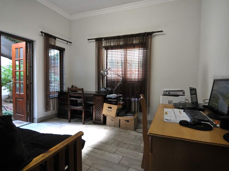 A Buyers Haven In Lynnwood Glen - Photo 7