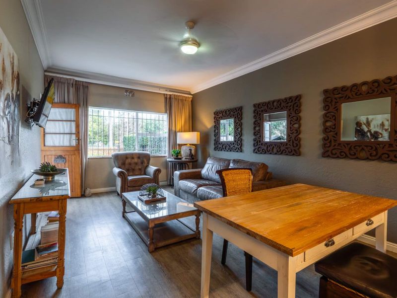 Well Located 1 Bedroom Apartment - Photo 2