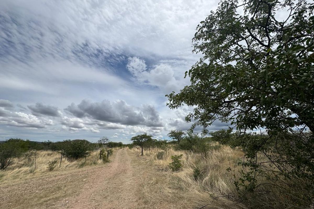 A well-priced opportunity in the heart of the Khorigas district – perfect for serious buyers looking to invest in Namibia’s agricultural sector. - Photo 3