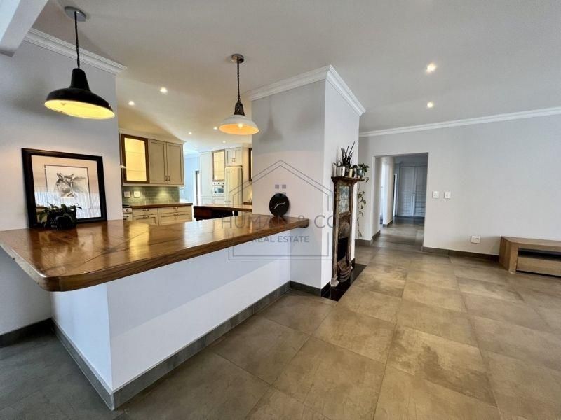 Luxurious 5-Bedroom Home with exquisite finishes in prime Meersig Area. - Photo 8