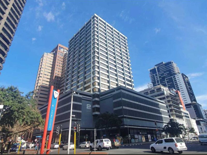 21st floor 677m2 office to let with views - Photo 2