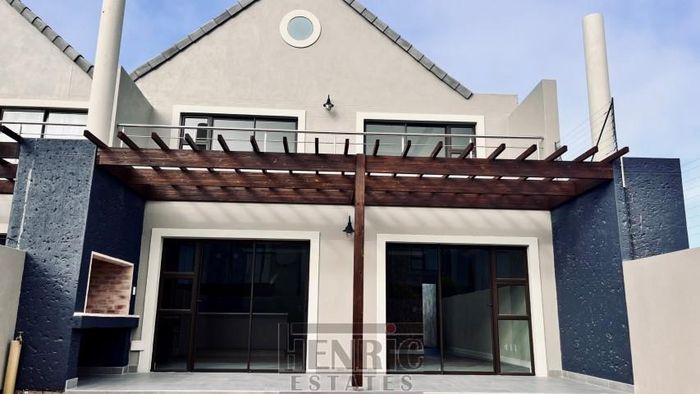 Property #2560421, Townhouse For Sale in Ocean View