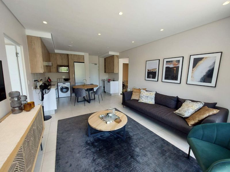 Luxury Apartment with Greenbelt Views in the Upgraded Sandton Gate Precinct - Photo 4