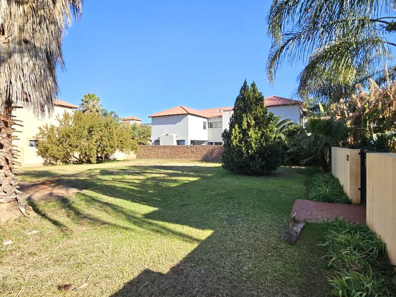 Vacant Stand in Popular Bougainvilla Estate - Photo 4