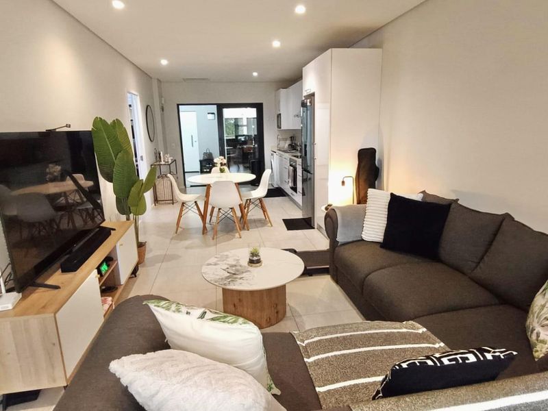 Modern Ground Floor 2-Bedroom Apartment with Garden for Sale Seaward Estates, Ballito - Photo 4