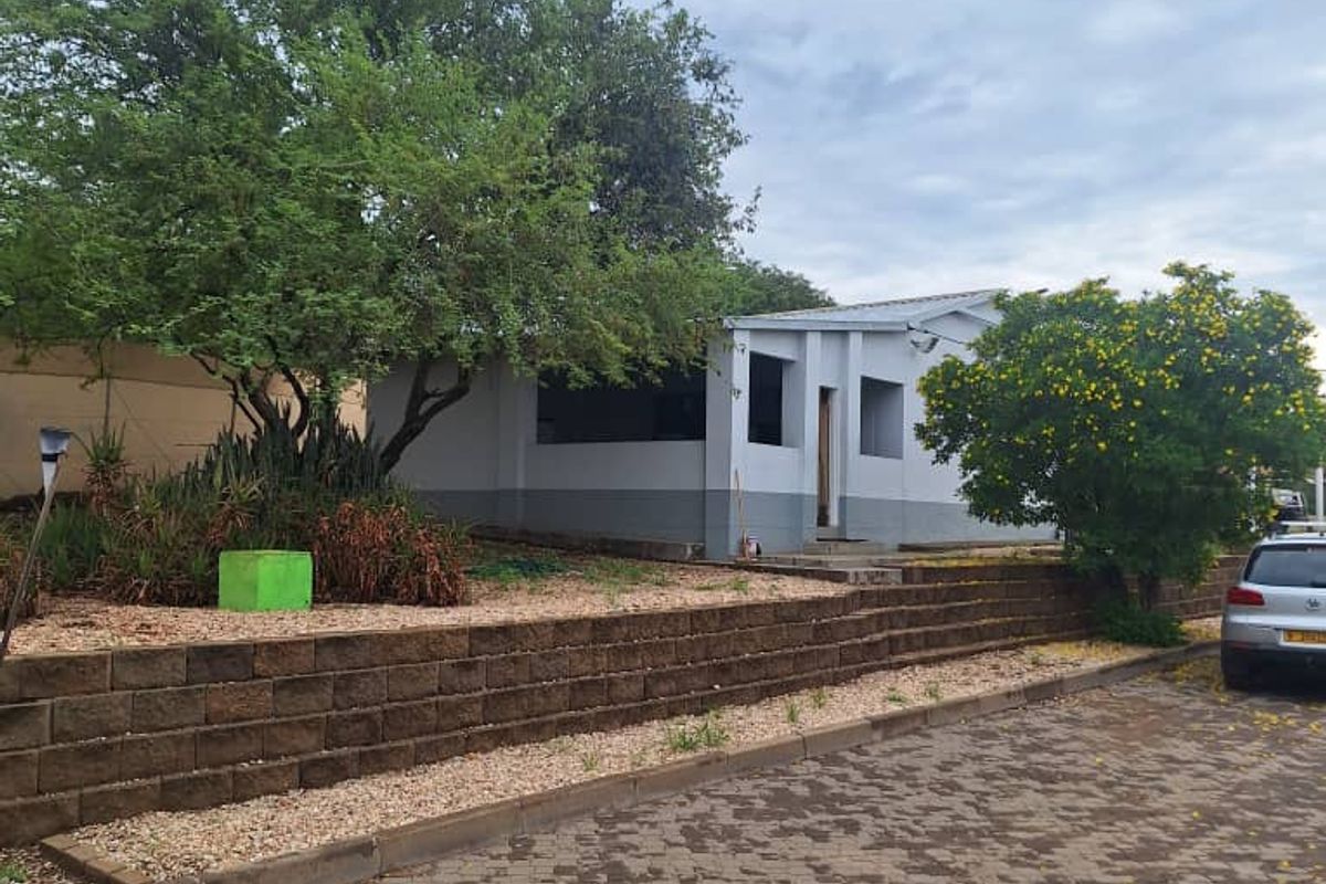 Warehouse on big Plot in Brakwater - Photo 2