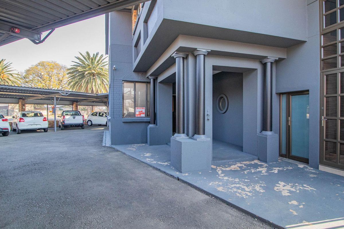 Perfect Building for Business & Living - Photo 2