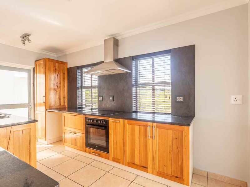 4 Bedroom Home To Rent In Big Bay - Photo 10