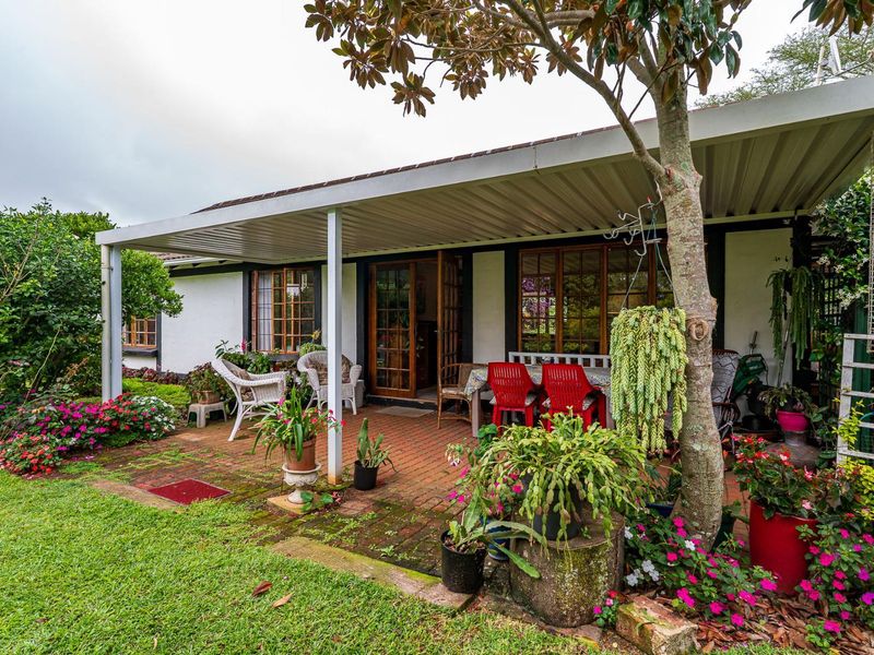 LOCK-UP-AND-GO GEM IN WATERFORD COUNTRY ESTATE! - Photo 10