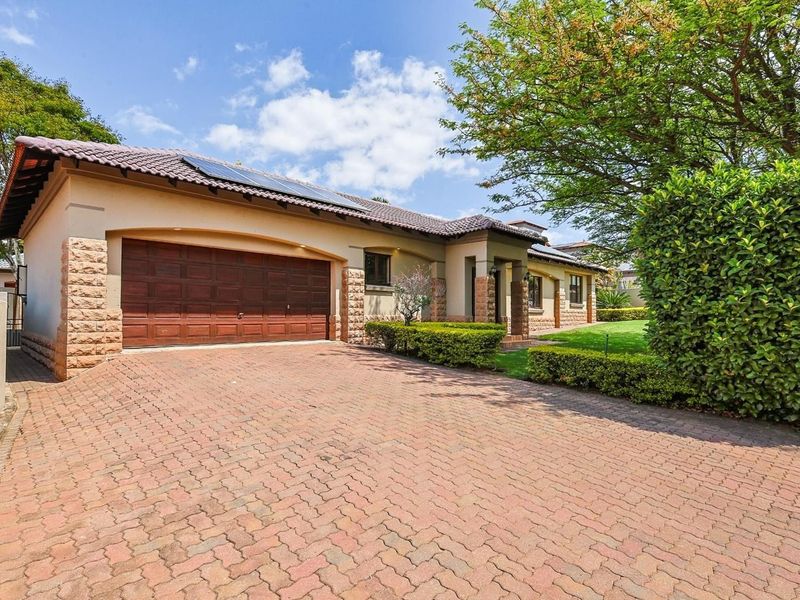 Your wellspring of comfort. Meadow Heights is the perfect 'Welcome Home.' - Photo 2