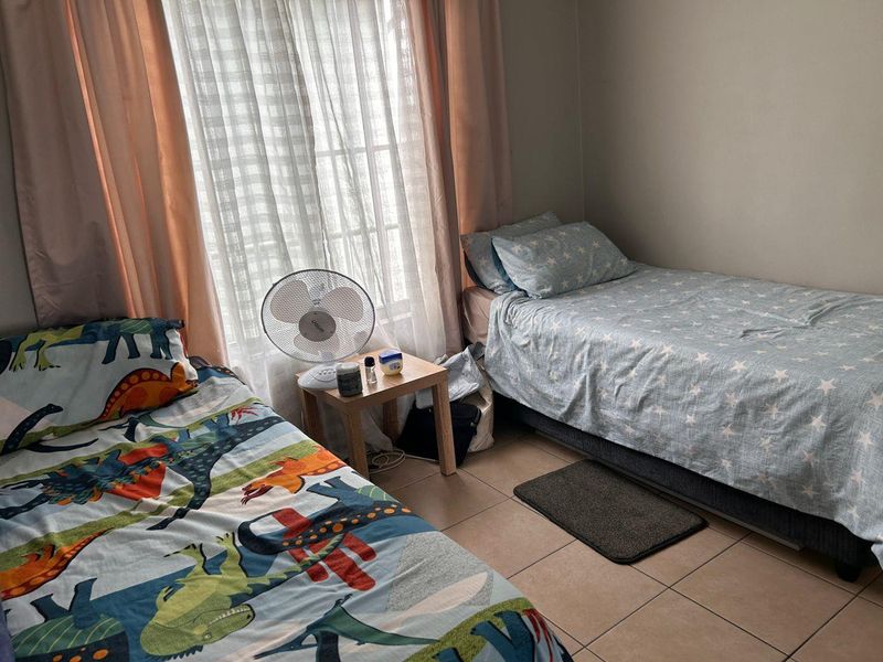 Newly couple or Young Professionals - Photo 6