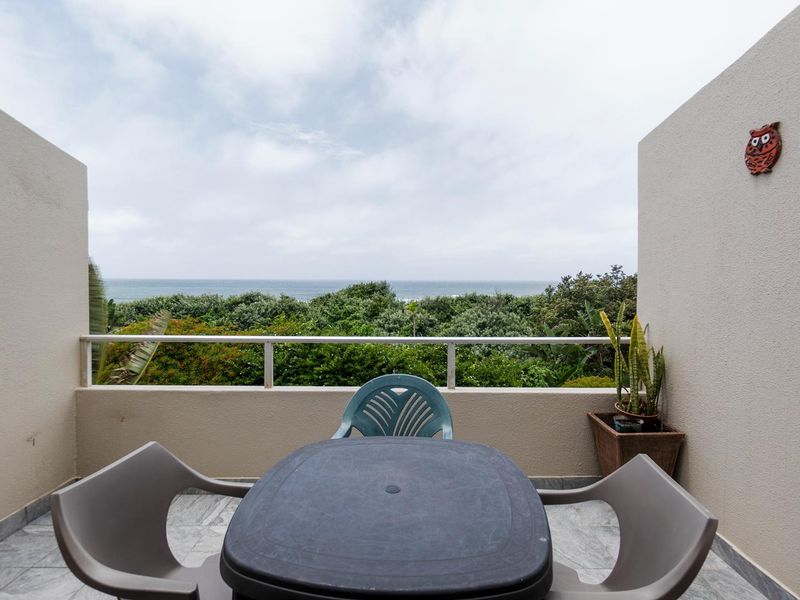 Fully furnished on the beach - Photo 2