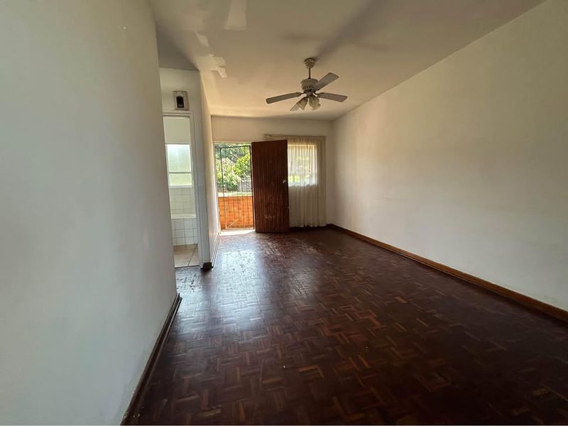 For Rent | Montclair | 2 bedroom Apartment - Photo 6