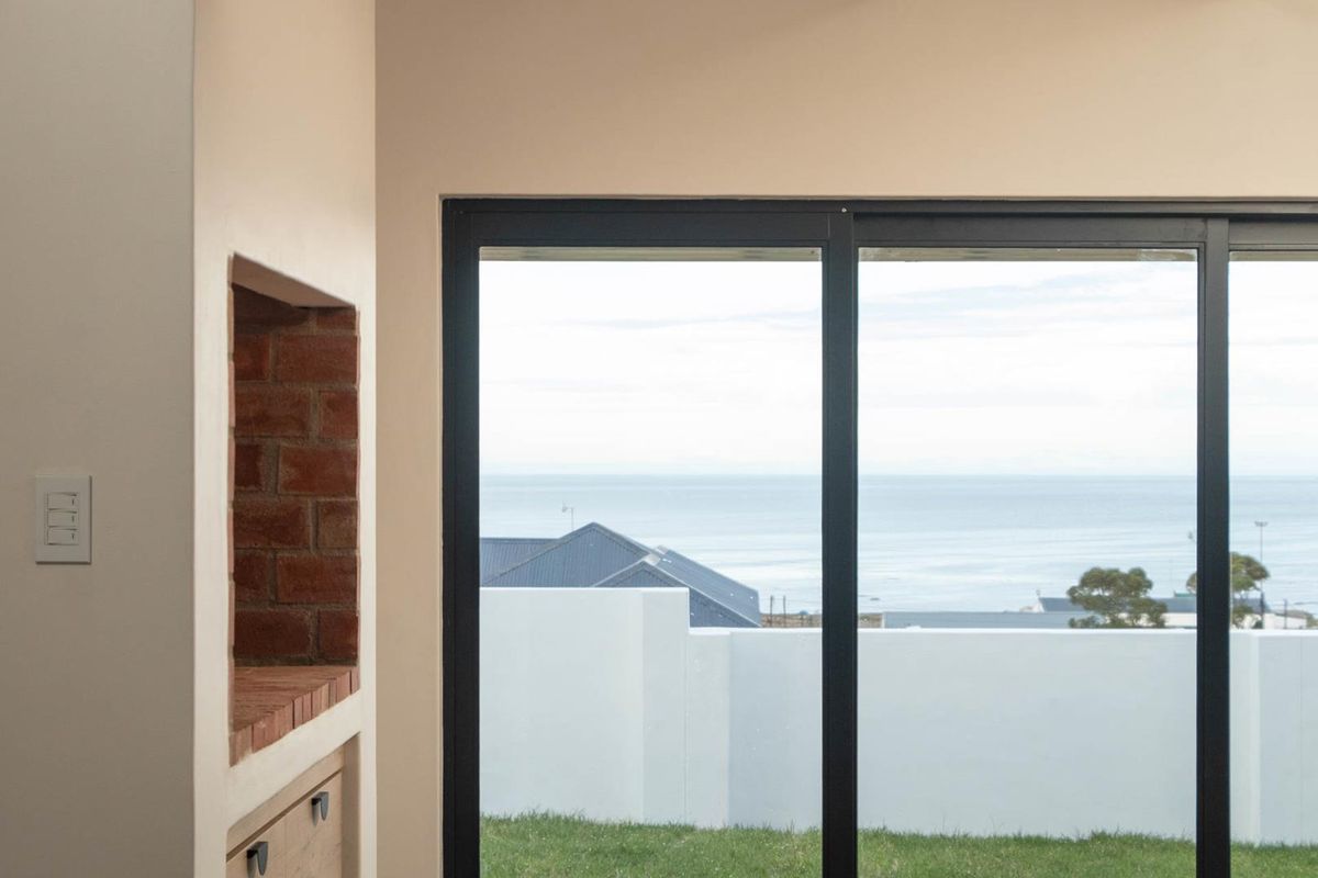 Stylish 3-Bedroom Coastal Home for Sale in St Helena Views Estate, St Helena Bay - Photo 3