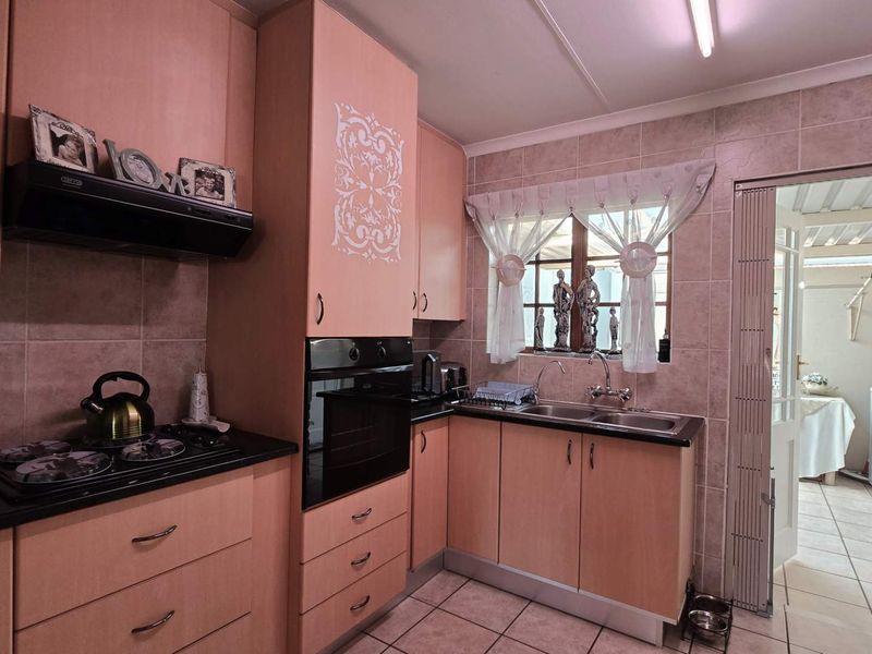Exceptional Beautiful Retirement Unit for sale - Photo 9