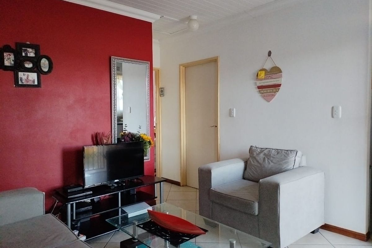 Unfurnished 2-Bedroom House in Eersterivier South To Rent - Photo 2