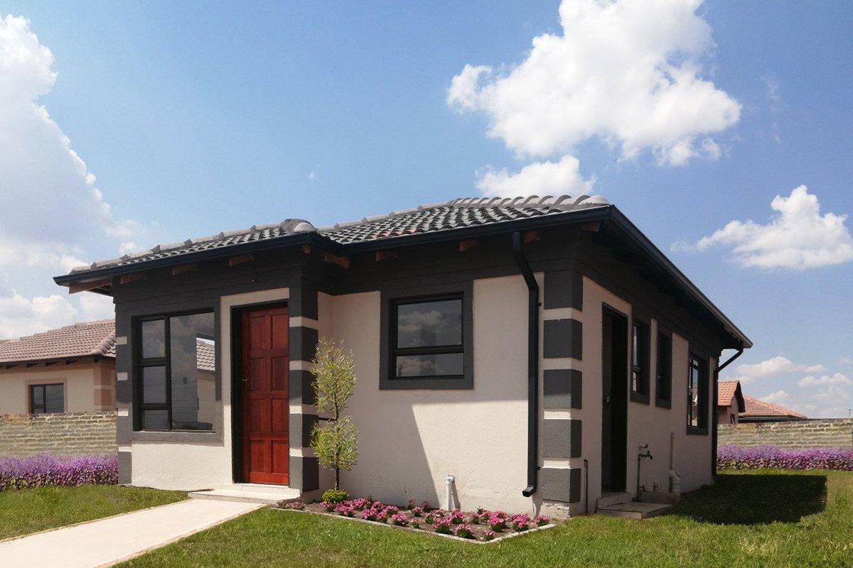 NEW DEVELOPMENT, ALL COSTS INCLUDED, FULL TITLE STANDS. NO DEPOSITS / 100% BONDS (dependent on client profile) - Photo 2