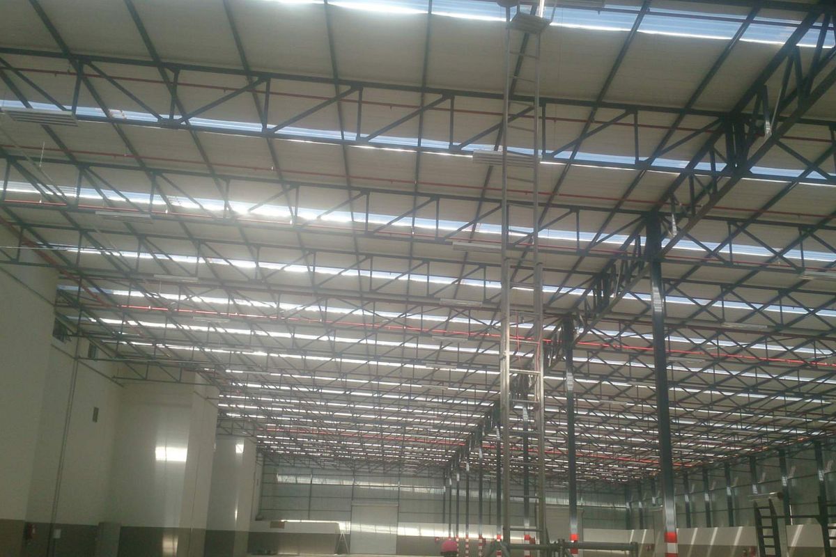 Showroom, Offices & Warehouses A-Grade Building For Sale - Photo 3