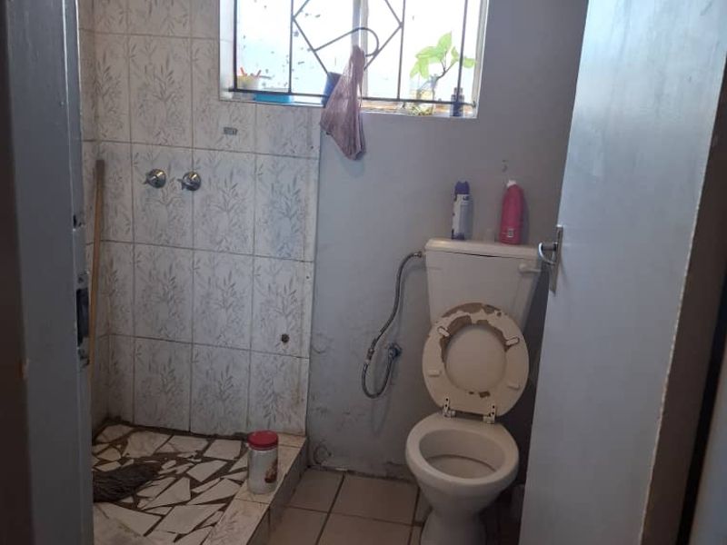 2 bedroom house for sale 900 000 - Photo 2