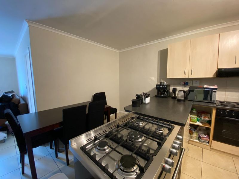 Sunny North Facing Apartment with Mountain Views - Photo 8