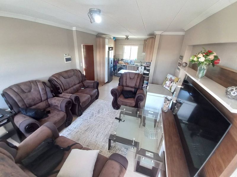 Spacious Living and Peace of Mind in Grand West Estate! - Photo 4