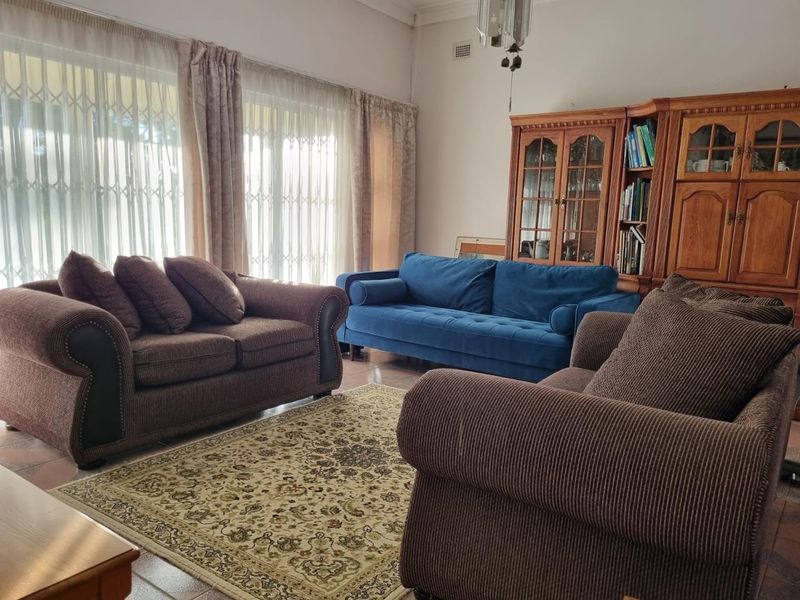 Nestled in the sought-after suburb of Regency Park, this exceptional family home offers space, comfort, and modern convenience in a secure and desirable setting - Photo 7