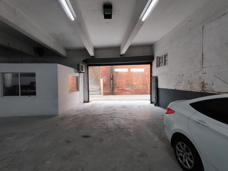 550 m2 workspace for lease in Durban - Photo 10