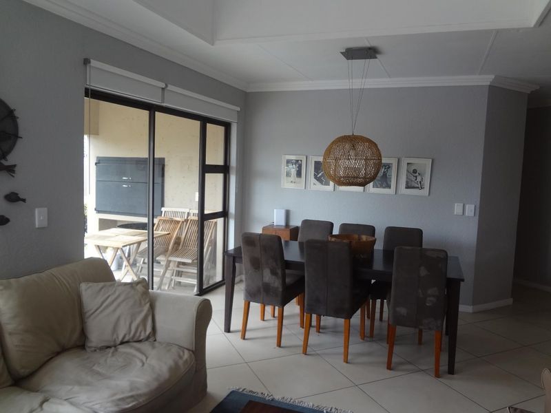 Stylish & Secure Spacious 3 Bedroom Townhouse - Photo 4