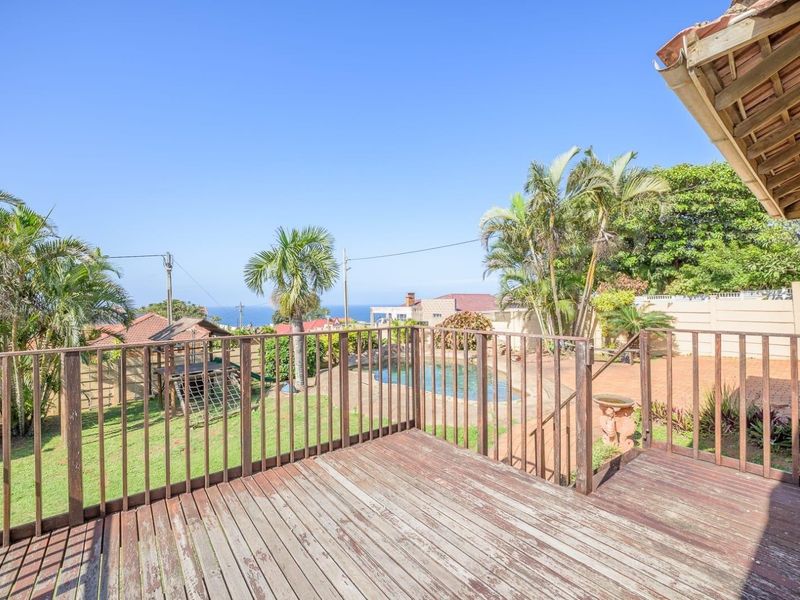 Spacious Ocean View Home with Pool, Sea Views PLUS 1 BED GRANNY COTTAGE! - Photo 2