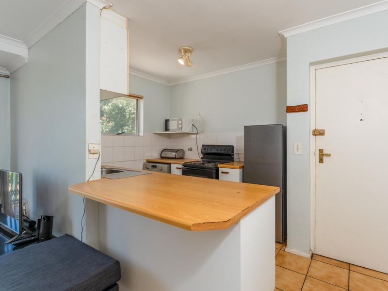 Excellent Financials | 3 Bedroom | Investors Dream | Air Bnb Friendly - Photo 3