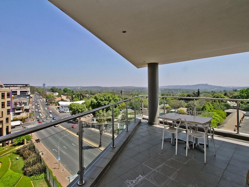 MAGNIFICENT SEMI FURNISHED 2 BED APARTMENT IN ROSEBANK - Photo 3