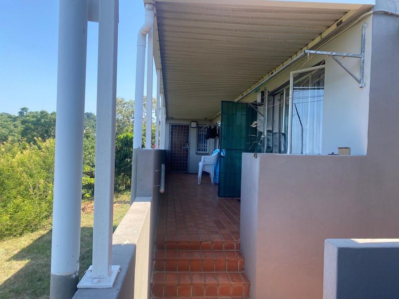 Modern Comforts and Prime Location! - Photo 6