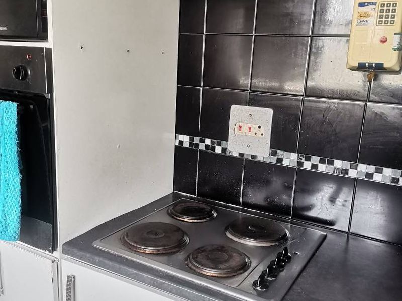 For sale  Spacious Townhouse for Sale in Walvis Bay - Photo 5