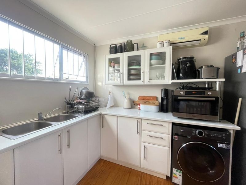 R8,500 | Bachelor Flatlet – Ideal for a Single Professional - Photo 5