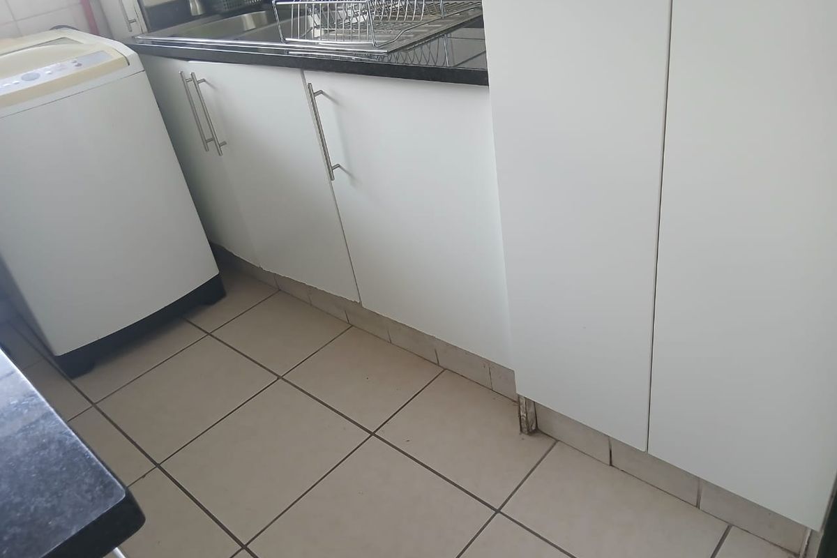 "Modern Ground Floor Retreat with Stunning Patio Views!" ITS A LOCK & GO UNIT - Photo 5