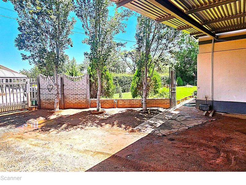 Golden Oldie Family Home for sale - Photo 6