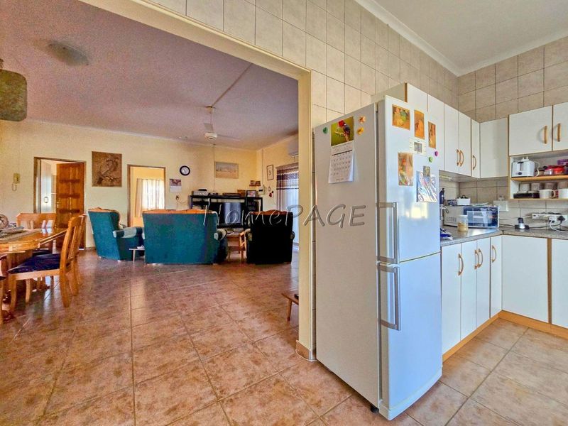 Usakos:  Smallholding close to Town is for Sale - Photo 6